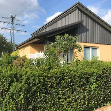 Komfortables Einzelhaus Mit Garten Halstenbek Zewnętrze zdjęcie